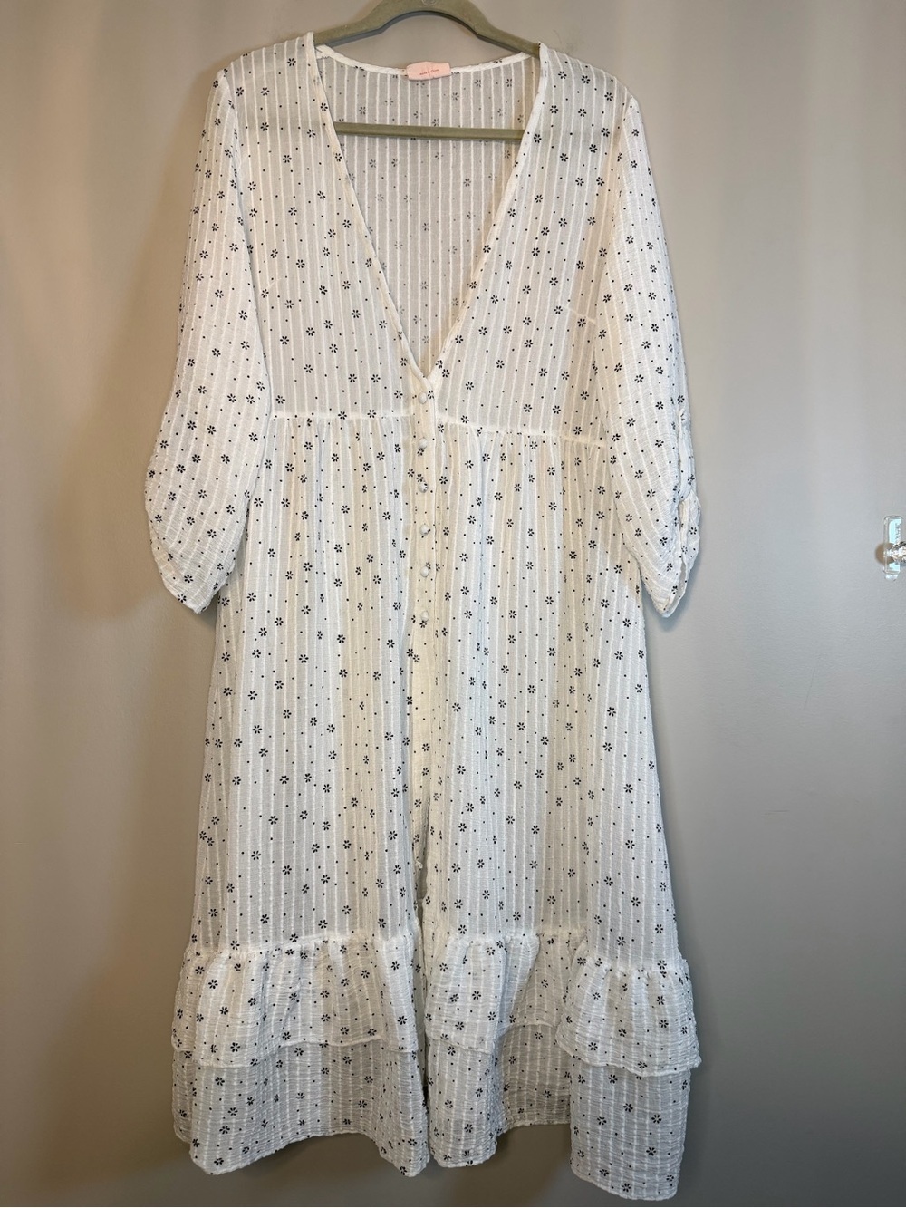 Showpo White Maxi Kimono with Black Floral Print